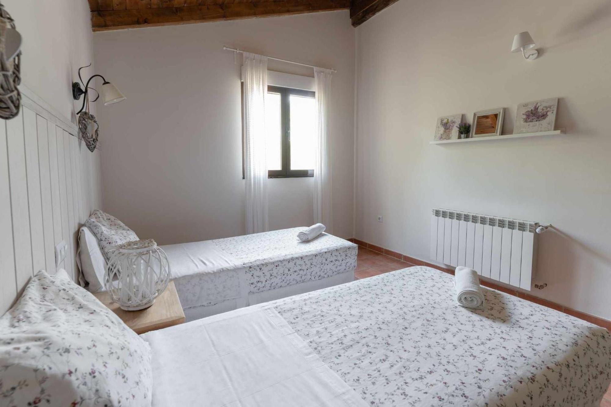 El Manantial Del Fresno Casas Rurales En Hervás Room photo